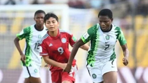 Nigeria Flamingos crash out of Under-17 World Cup after losing to Columbia.