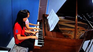 The Pink Panther Theme Song - Anita & Kiki, Piano