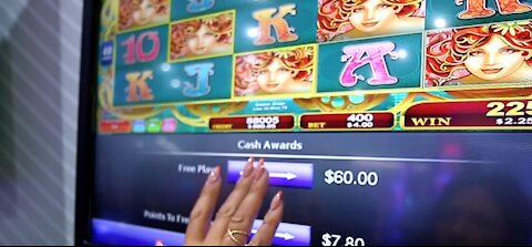 Resorts World Las Vegas to offer cashless gaming, smart tables