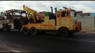 SOUTH AFRICA - Cape Town - Buses and trucks burnt in taxi strike (Pec)
