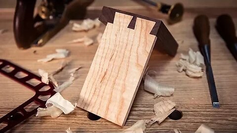 How to cut a LAPPED DOVETAIL by HAND