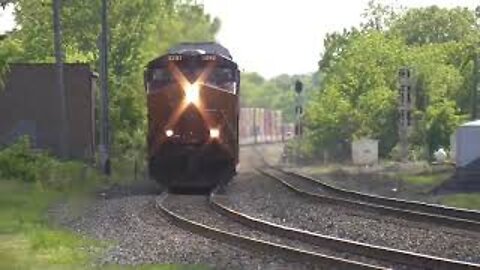 CSX I168 Intermodal/Autorack Train from Berea, Ohio May 28, 2022