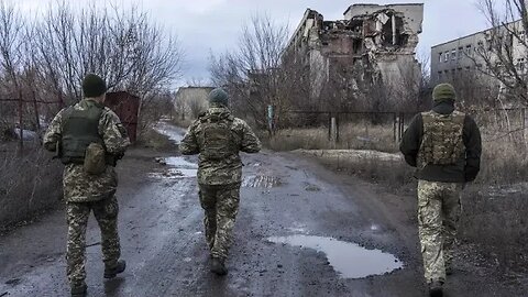 Scott Ritter: Ukraine Retreats As Russians Push-War Update!