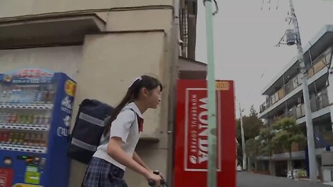 近藤あさみ Asami Kondo - A study of truancy in Japan's High Schools.. [720 Max]