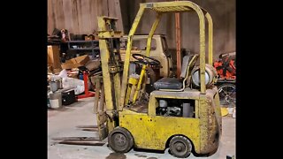 How to Rebuild the brakes on a Forklift - 1959 Clark Clipper Forklift Restoration Part 1