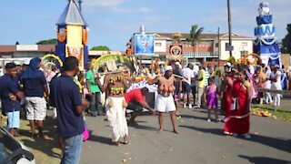 SOUTH AFRICA - Durban - Kavady prayer (Videos) (MWr)