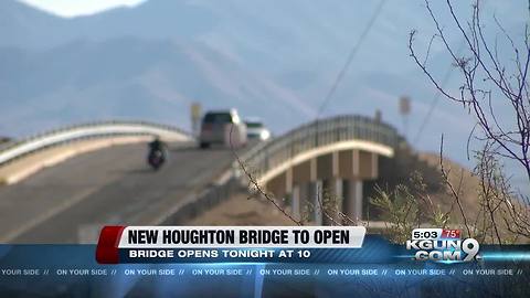 Houghton Bridge construction well underway