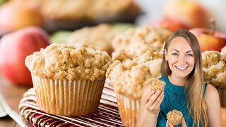 Apple Crumb Muffins