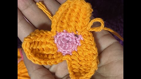 Easy way to enclose the edge of the flower/super easy flower #crochet #art #craft