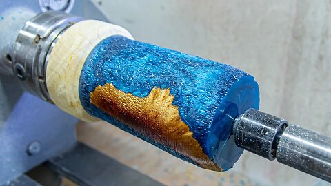 Woodturning - Massive Chip Outs to Beautiful Vase