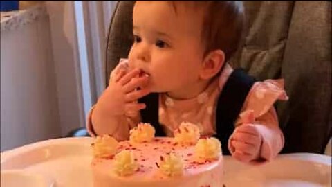 Én stykke kage er ikke nok til denne baby