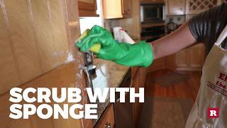 How to degrease your cabinets