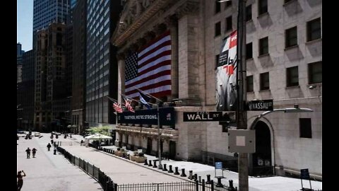 Wall St Reverses Gains, Closes Lower as Aggressive Fed Actions Loom