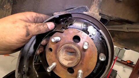 1995-2001 Saturn Rear drum brakes replacement Step-byStep Fat Guy Builds