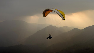 Suicide Point Paragliding