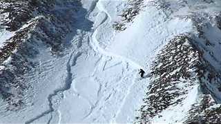 Skier and Avalanche in Tignes, France || Viral Video UK