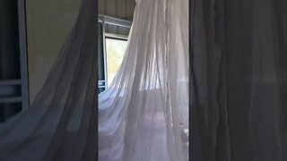 Improved mosquito net.