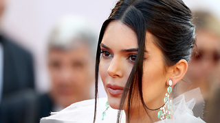 Kendall Jenner CLAPSBACK After Controversial Comments!