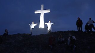 The next generation takes over the Lizard Butte Easter Sunrise Service