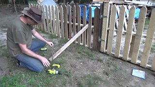 Finishing My Pallet Wood Picket Fence Gate
