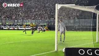 Vasco 2x1 Criciúma - o gol da virada visto de dentro do campo (Fábio Gomes)