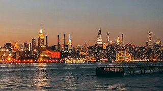 New York City Live: Manhattan at Night via Ferry 🗽