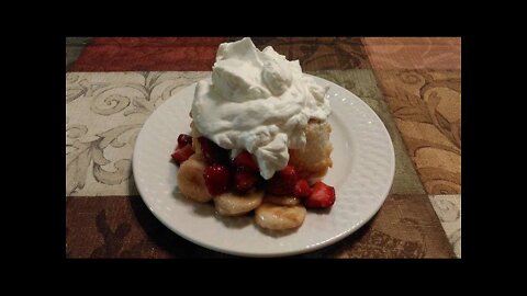 Strawberry/Banana Shortcake - Summer Cake - The Hillbilly Kitchen