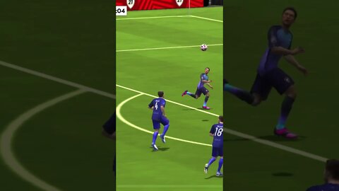 North Carolina FC Midfielder Luis Arriaga (8) Goal Kick Gameplay - FIFA Mobile