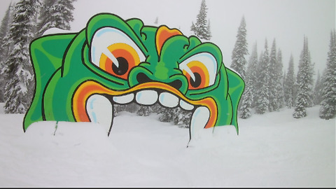 Adventurous six-year-old skiing through the Ogopogo run at Bigwhite Ski resort.