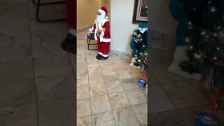 Dancing Santa || Dancing and Singing Santa