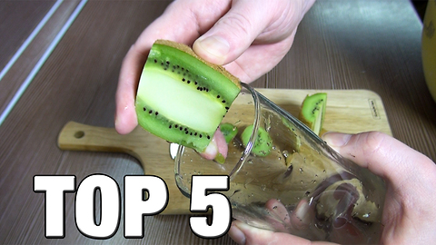 5 simple ways to peel a kiwi