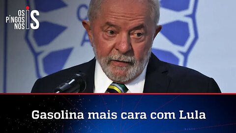 Com Lula, Petrobras anuncia aumento do preço da gasolina em 7,5%