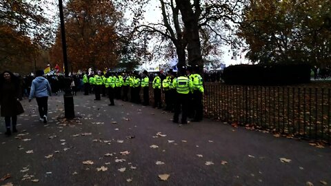 THE POLICE LINE UP #metpolice