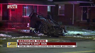 2 suspects hospitalized after police chase results in rollover crash in Detroit