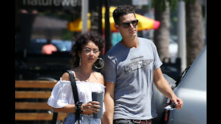 Sarah Hyland to wed in courthouse?