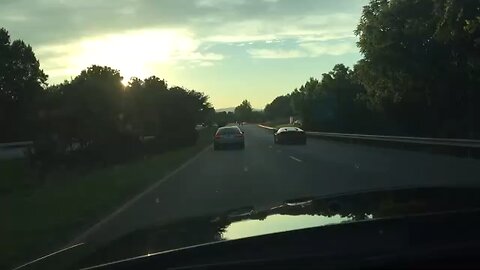 Mustang Cobra vs Lamborghini