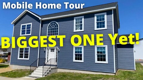 YOU HAVE NEVER SEEN A MOBILE HOME THIS BIG! | Home Tour