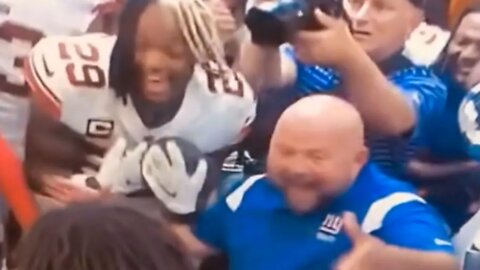 Brian Daboll Dances With Team After Week 1 Win | New York Giants