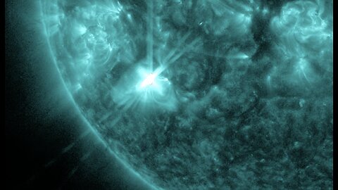 Earth's Core Slowing Down, Dangerous Sunspot Starts Flaring | S0 News Jun.14.2024