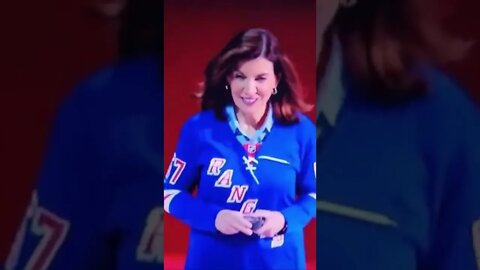 Rangers Fans BOO Gov. Kathy Hochul During Ceremonial Puck Drop at MSG