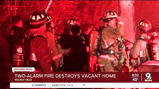 Fire destroys abandoned building in Walnut Hills