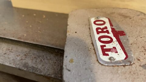 Saturday Projects™.com | Vintage Jointer - Dust collection to keep chips and find dust out of motor