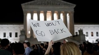 Leaked Majority Opinion Shows Supreme Court May Overturn Roe v. Wade