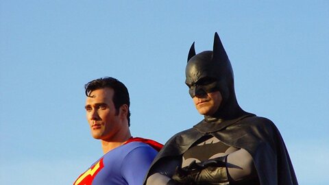 Batman & Superman: World's Finest - Legendado