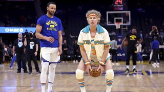 Will Ferrell Makes Surprise Appearance To Help Golden State Warriors