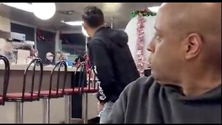 Peaceful Diner Reacts to Waffle House Brawl