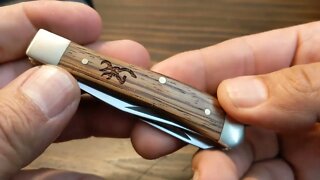 COLLECTABLE BROWNING POCKET KNIFE