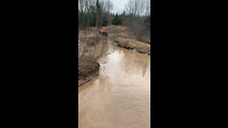 Outlander 800 in the mud