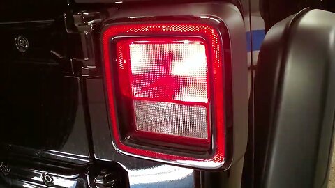 2018 2019 2020 2021 2022 2023 Jeep Wrangler Tail Lights - Testing After Changing Brake Reverse Turn