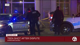 2 shot in separate incidents in downtown Detroit